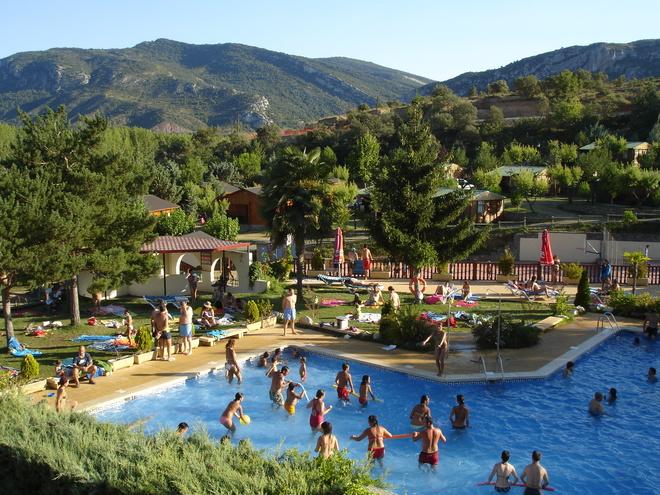 מלון La Puebla De Castro Camping Lago Barasona מתקנים תמונה